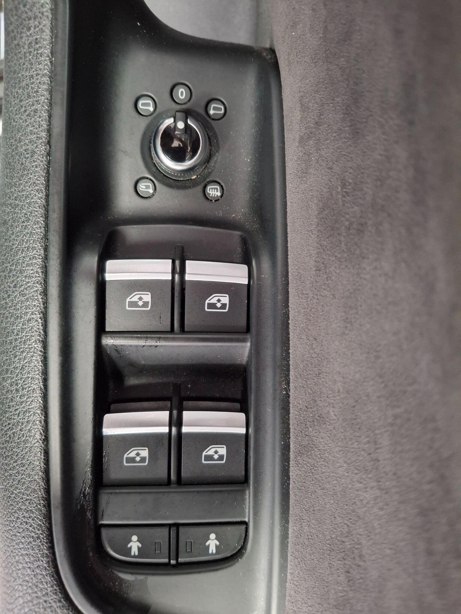 Used Audi Q7 2018 for sale - 77632377: Photo 33