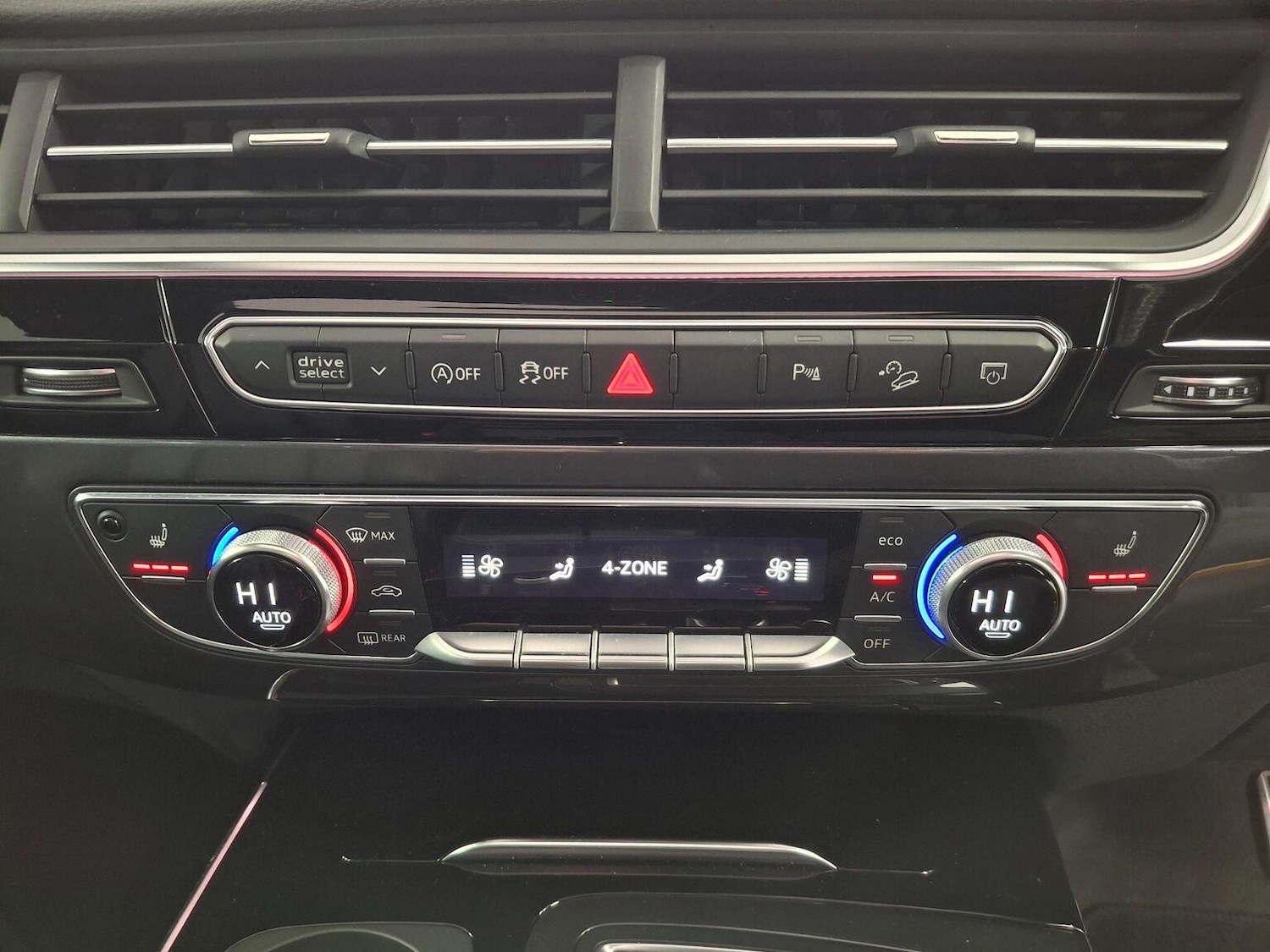 Used Audi Q7 2018 for sale - 77632377: Photo 66