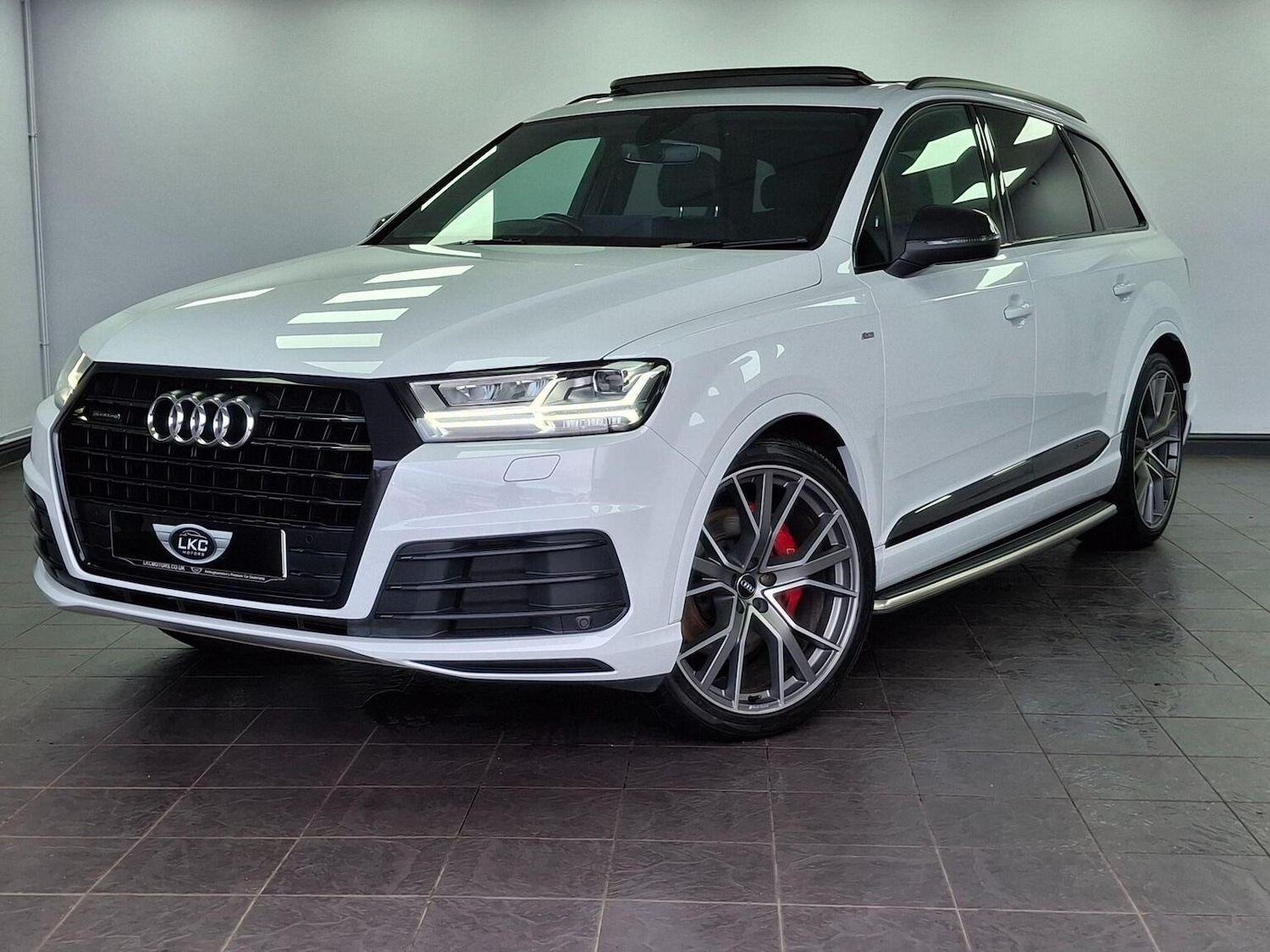 Used Audi Q7 2018 for sale - 77632377: Photo 72