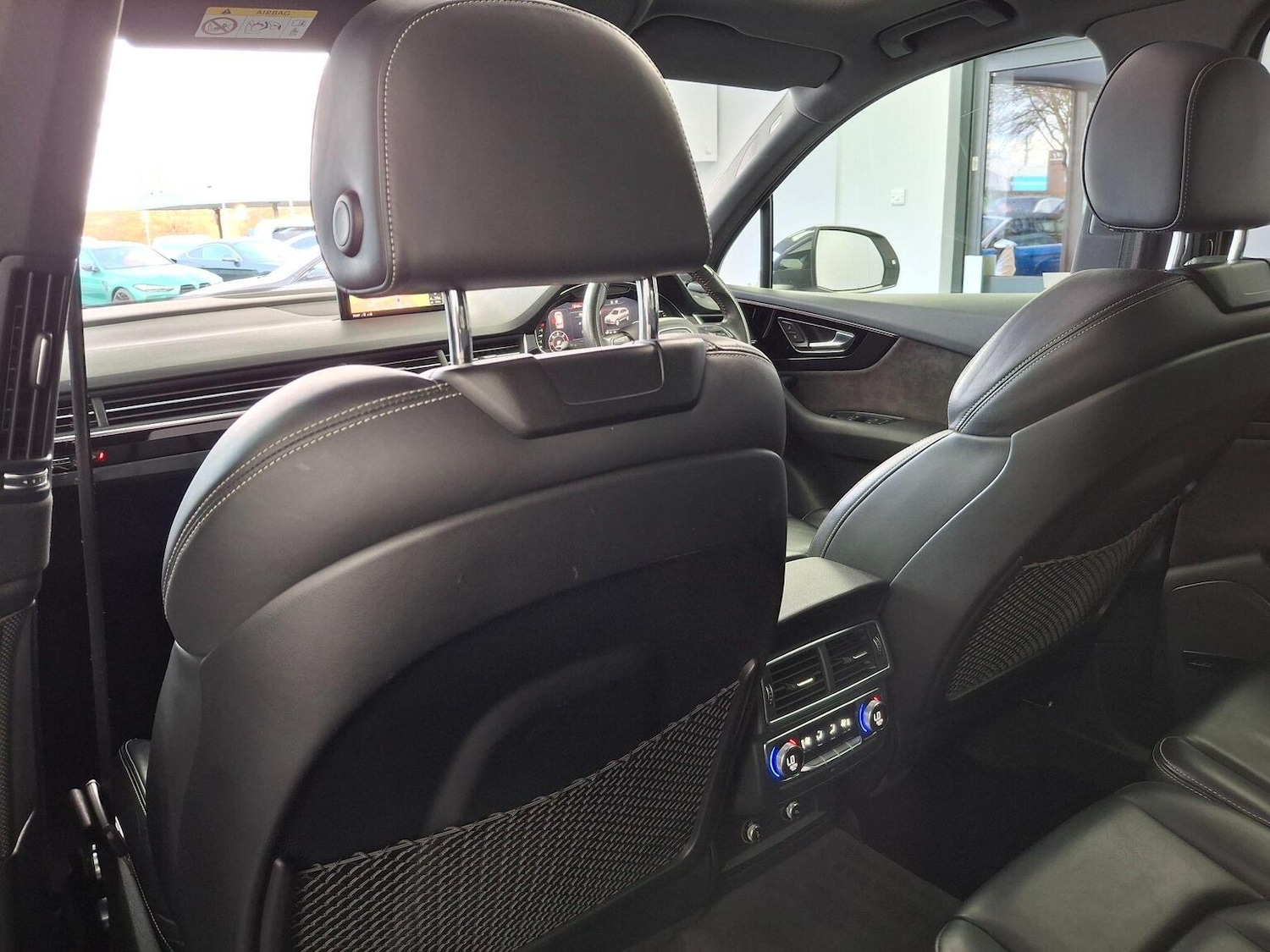 Used Audi Q7 2018 for sale - 77632377: Photo 78