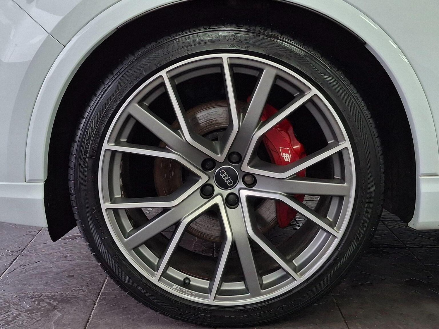 Used Audi Q7 2018 for sale - 77632377: Photo 89