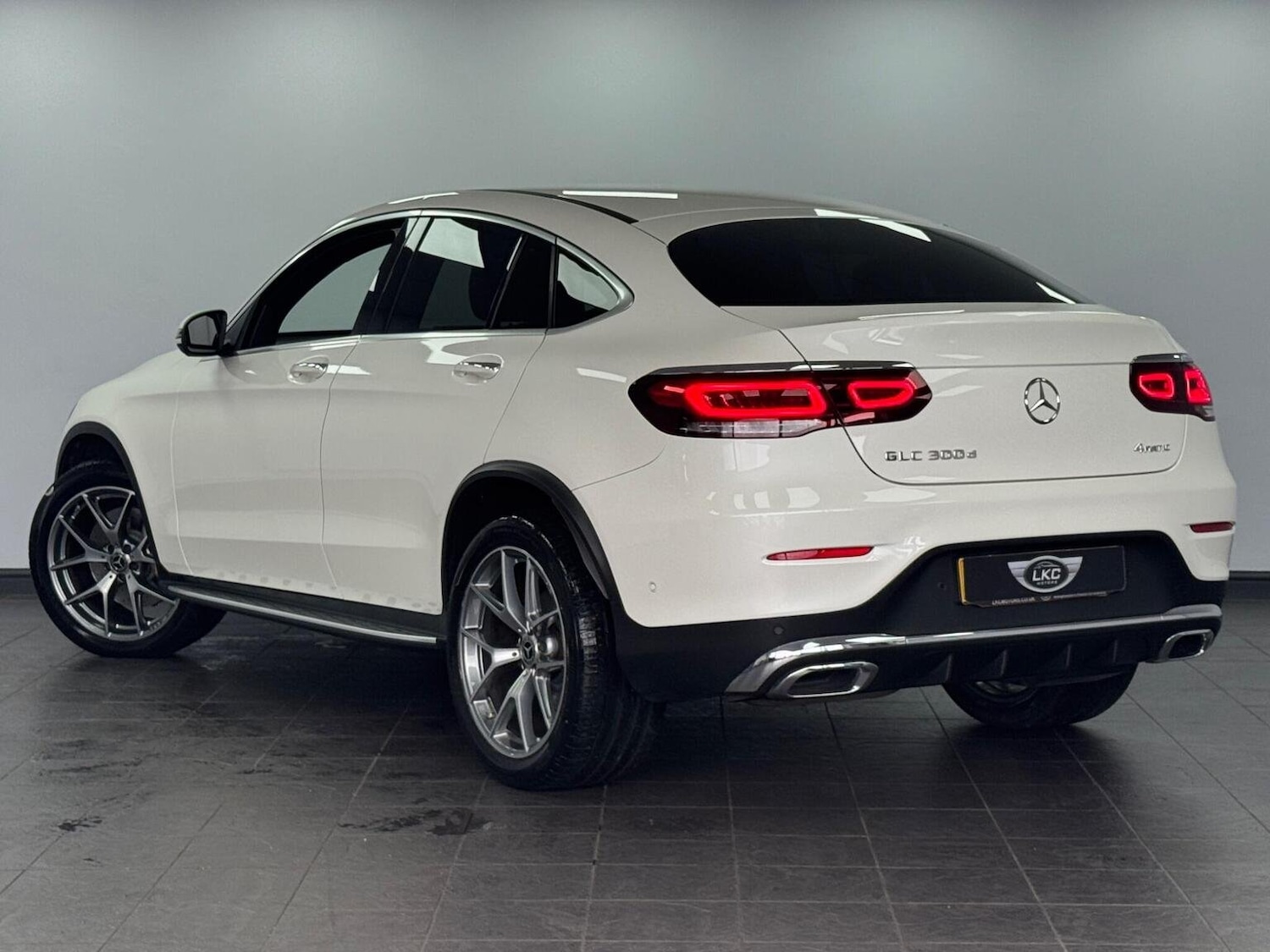 Used Mercedes-Benz GLC 2020 for sale - 76198155: Photo 11