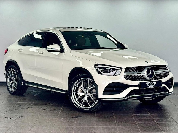 Used Mercedes-Benz GLC 2020 for sale - 76198155: Photo 2