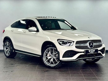 Used Mercedes-Benz GLC 2020 for sale - 76198155: Photo 2