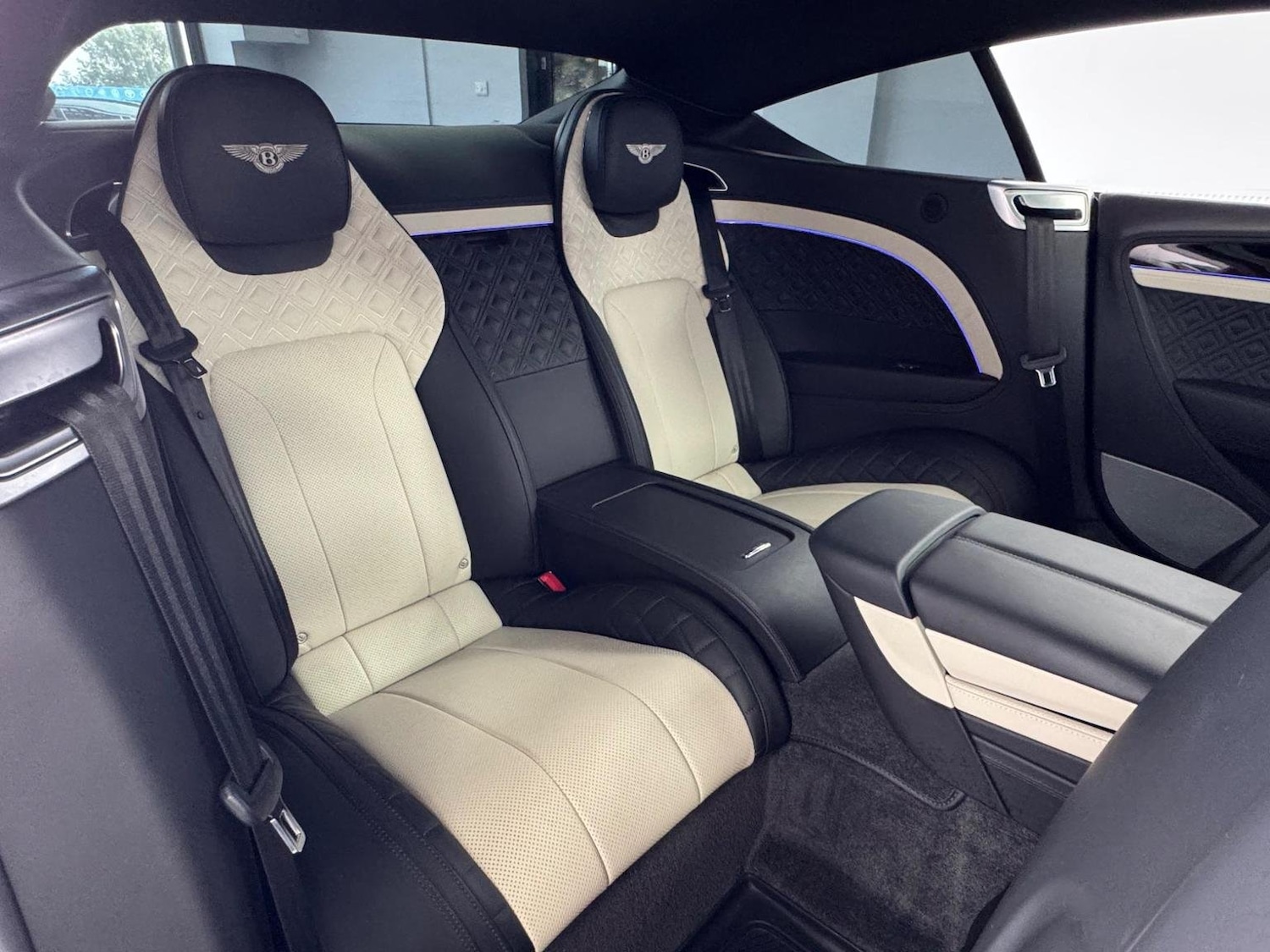 Used Bentley Continental 2020 for sale - 76794572: Photo 30