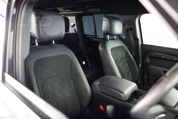 Used Land Rover Defender 110 2023 for sale - 75202493: Photo 15