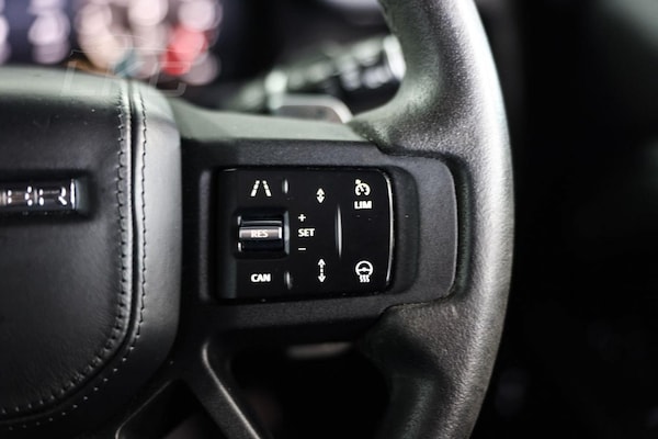 Used Land Rover Defender 110 2023 for sale - 75202493: Photo 22