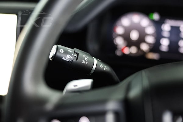 Used Land Rover Defender 110 2023 for sale - 75202493: Photo 25