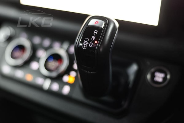 Used Land Rover Defender 110 2023 for sale - 75202493: Photo 27