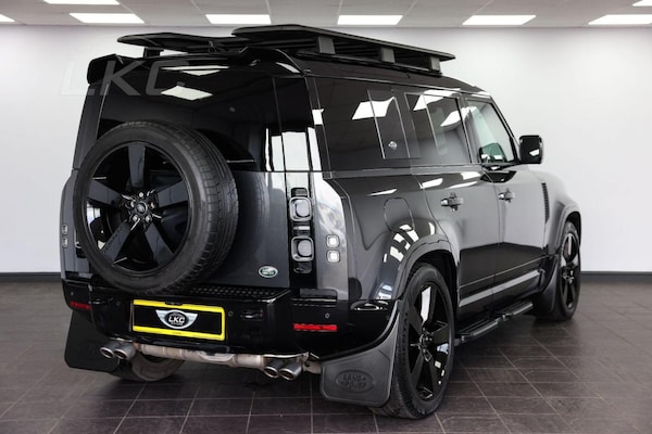 Used Land Rover Defender 110 2023 for sale - 75202493: Photo 8