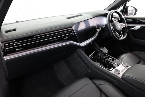 Used Volkswagen Touareg 2022 for sale - 75202492: Photo 56