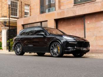 Used Porsche Cayenne 2017 for sale - 74576596: Photo