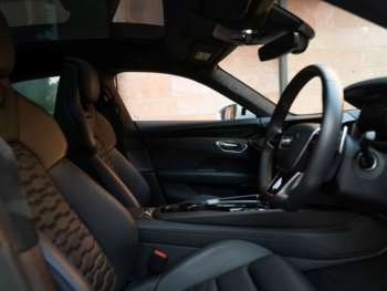 Used Audi e-tron GT 2023 for sale - 74651955: Photo