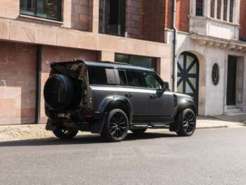 Used Land Rover Defender 2023 for sale - 74686020: Photo