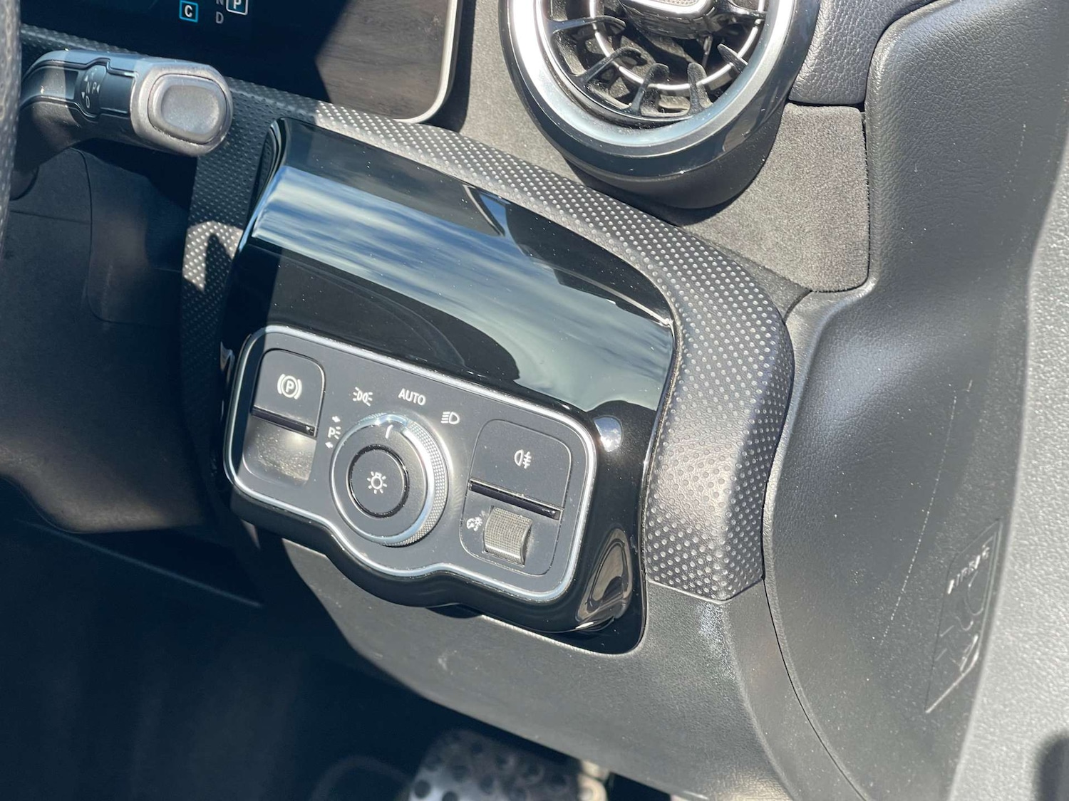 Used Mercedes-Benz A-Class 2020 for sale - 77604060: Photo 31