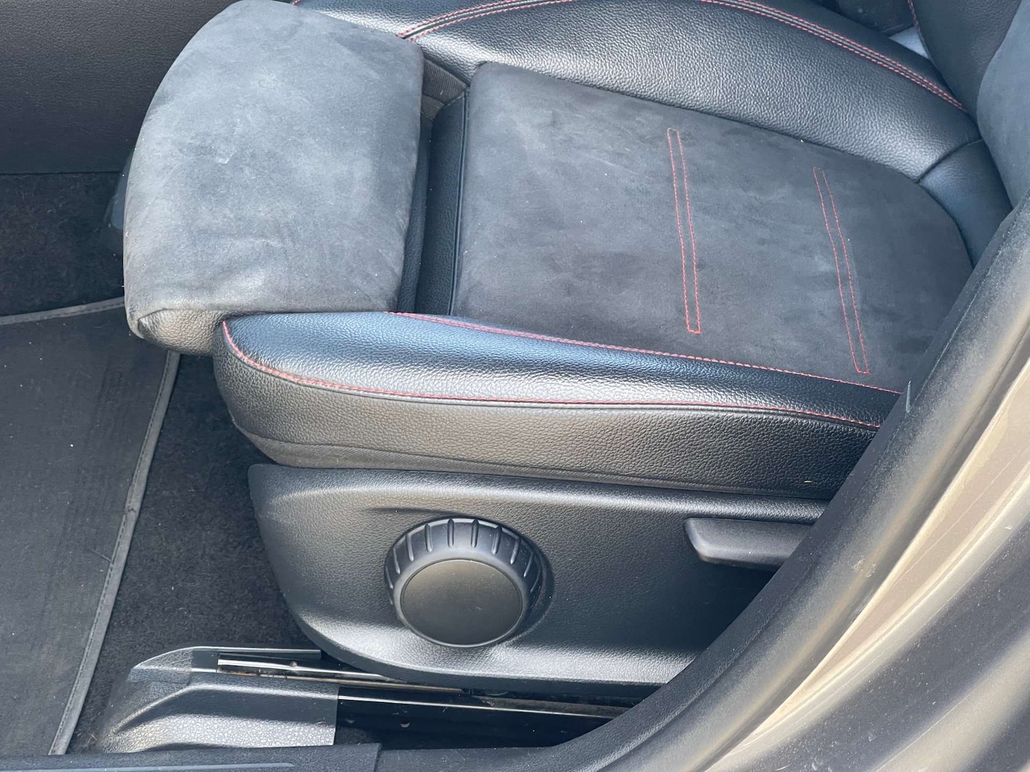 Used Mercedes-Benz A-Class 2020 for sale - 77604060: Photo 43