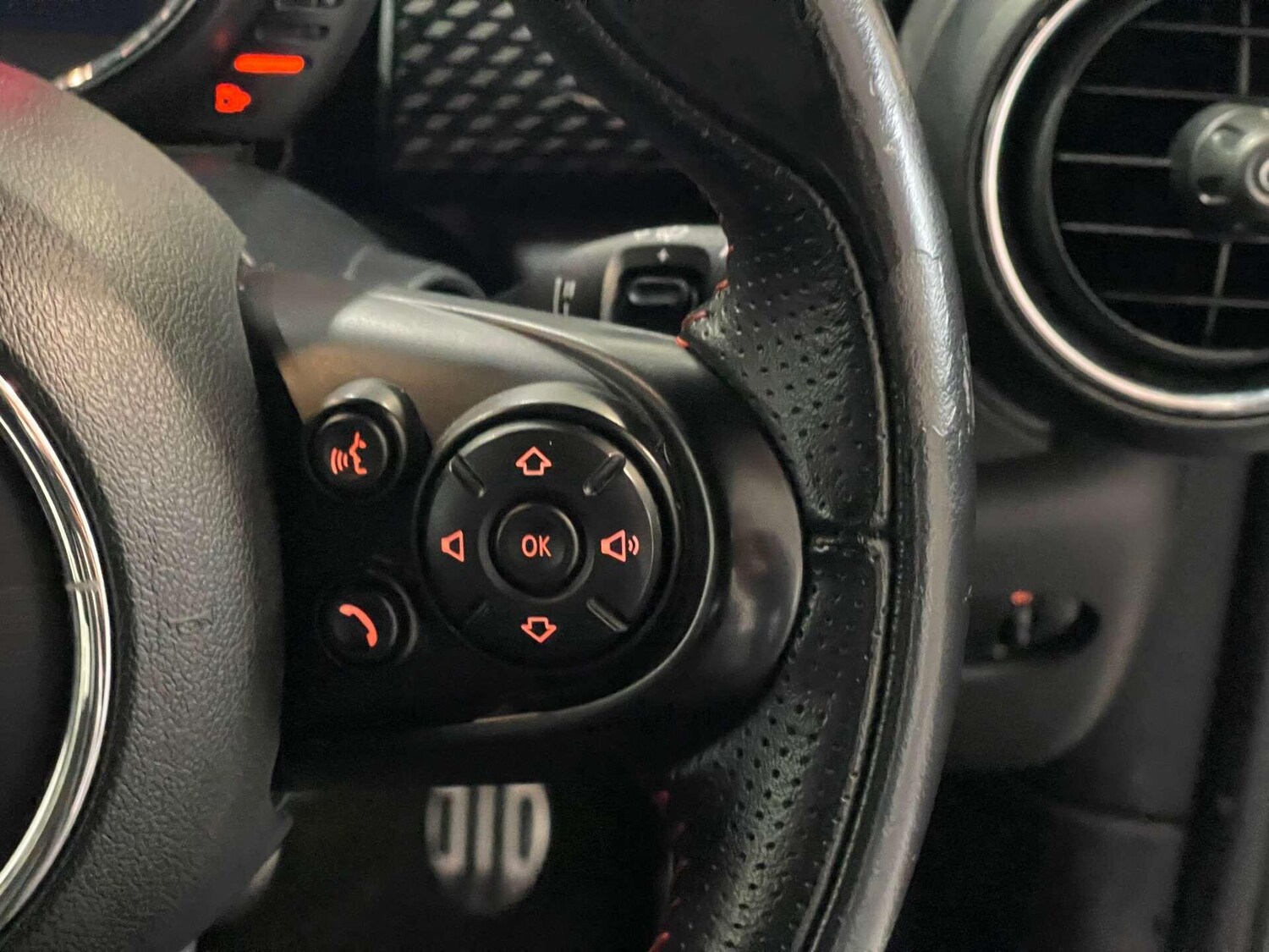 Used MINI Hatch 2017 for sale - 76936391: Photo 22