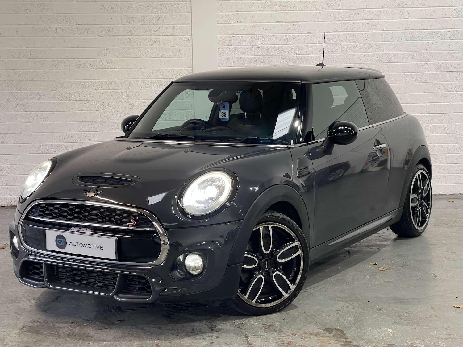 Used MINI Hatch 2017 for sale - 76936391: Photo 3