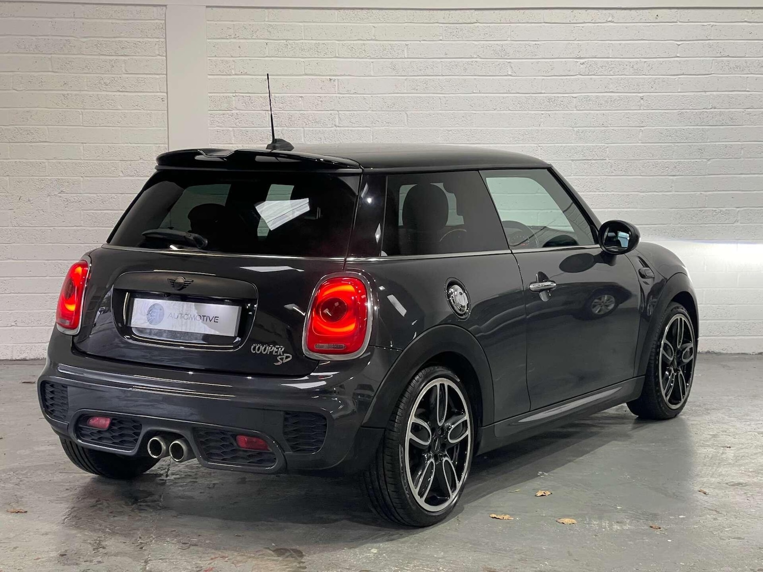 Used MINI Hatch 2017 for sale - 76936391: Photo 5