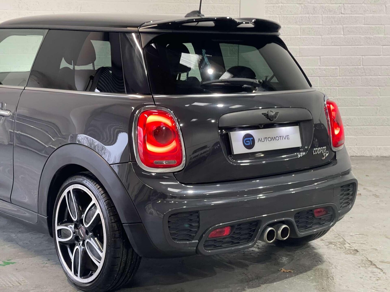 Used MINI Hatch 2017 for sale - 76936391: Photo 60