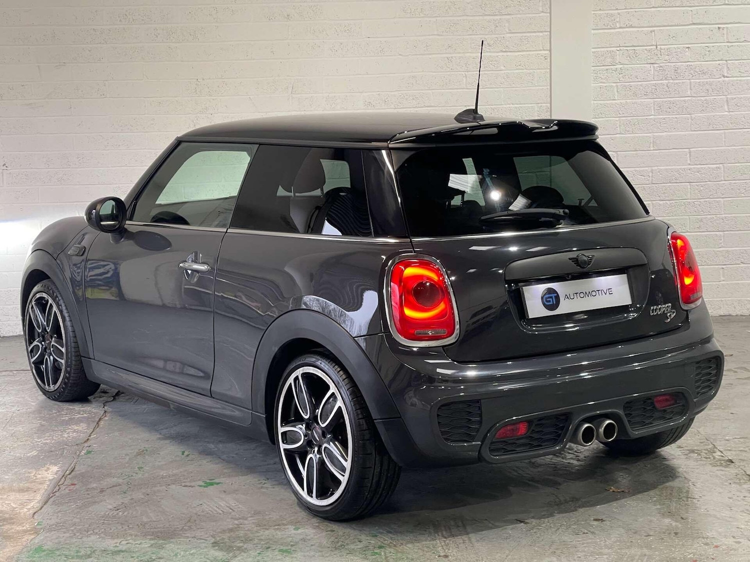 Used MINI Hatch 2017 for sale - 76936391: Photo 7