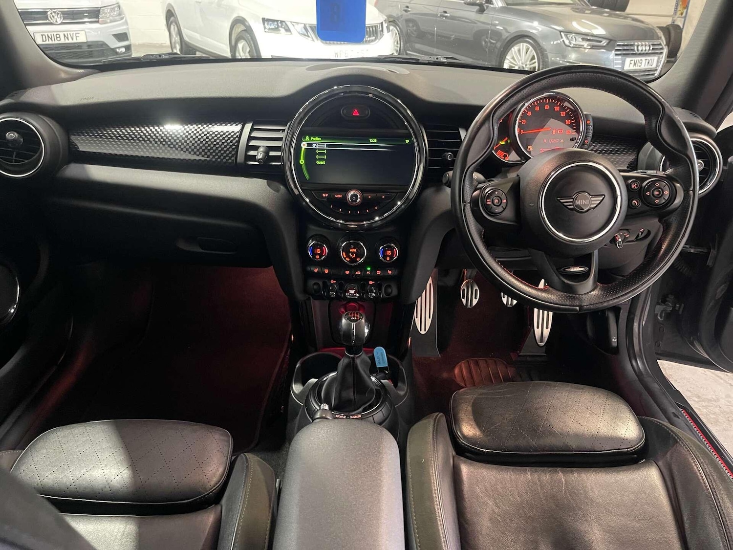 Used MINI Hatch 2017 for sale - 76936391: Photo 9