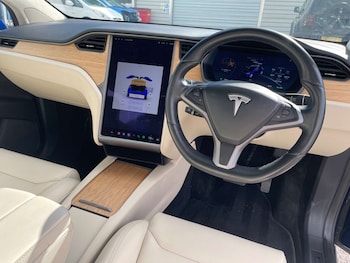 Used Tesla Model X 2018 for sale - 78793906: Photo