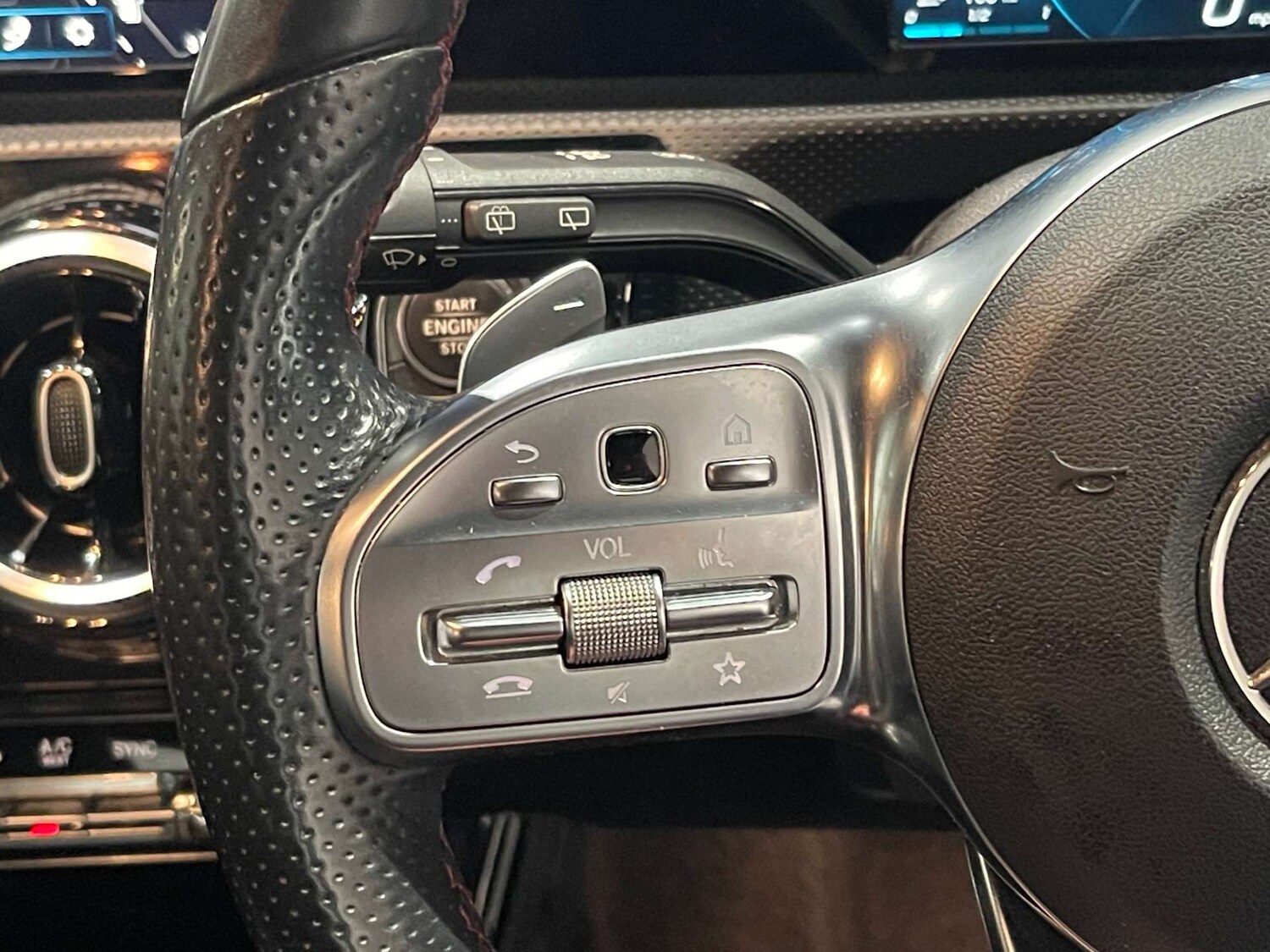 Used Mercedes-Benz A-Class 2018 for sale - 77493699: Photo 17