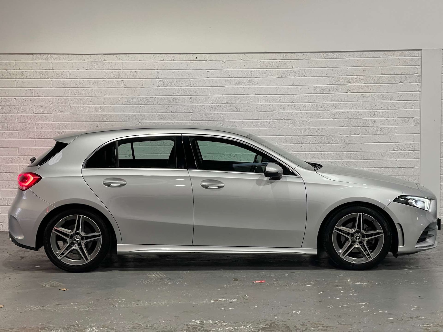 Used Mercedes-Benz A-Class 2018 for sale - 77493699: Photo 4