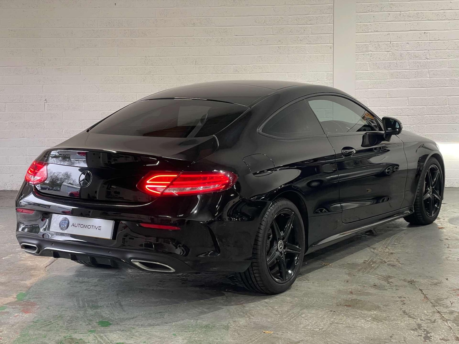 Used Mercedes-Benz C Class 2018 for sale - 76936554: Photo 5