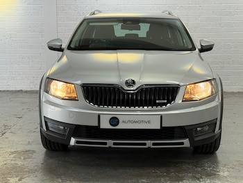 Used Skoda Octavia 2017 for sale - 76084850: Photo