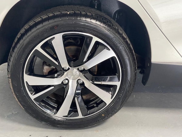 Used Peugeot 2008 2016 for sale - 76227867: Photo 12