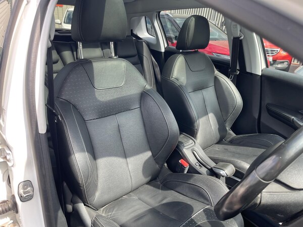 Used Peugeot 2008 2016 for sale - 76227867: Photo 14