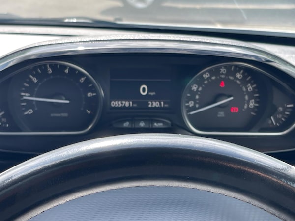 Used Peugeot 2008 2016 for sale - 76227867: Photo 25