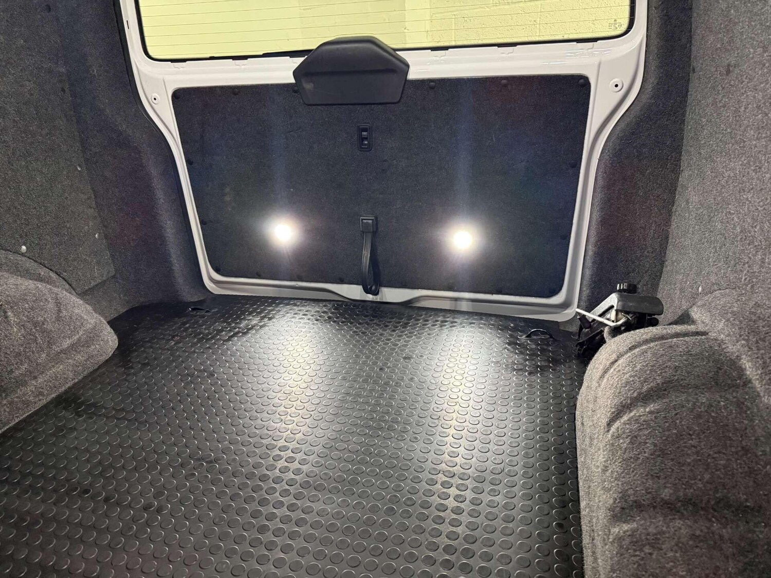 Used Volkswagen Transporter 2019 for sale - 76823580: Photo 38