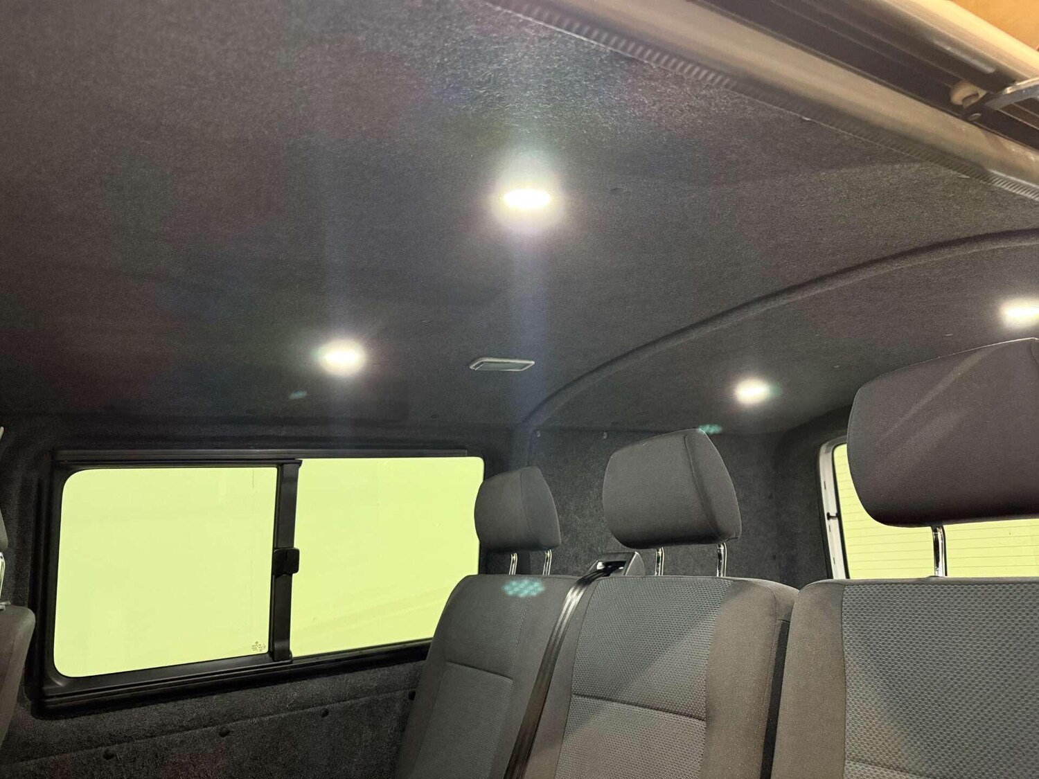 Used Volkswagen Transporter 2019 for sale - 76823580: Photo 40