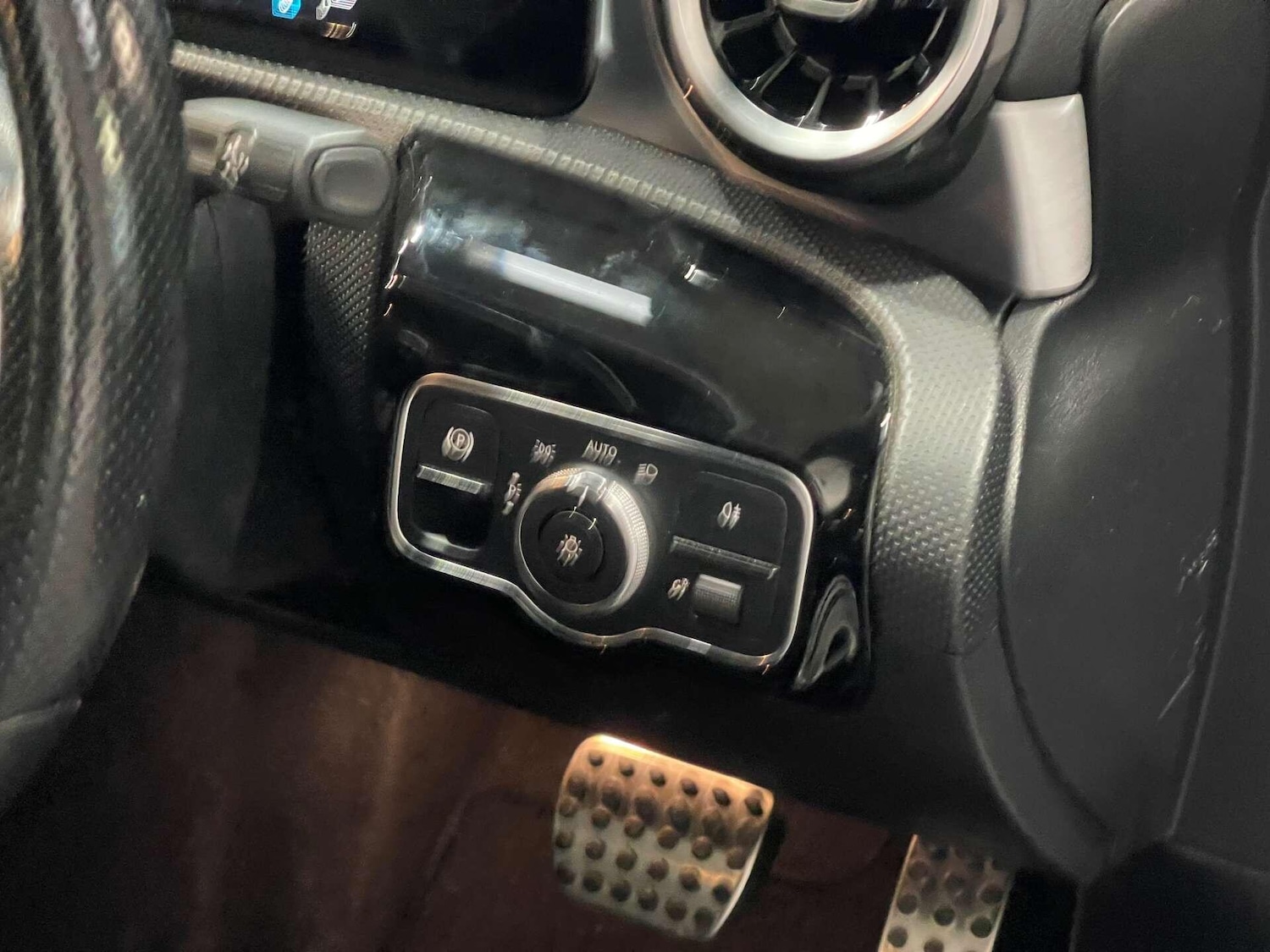 Used Mercedes-Benz A-Class 2018 for sale - 76936711: Photo 39