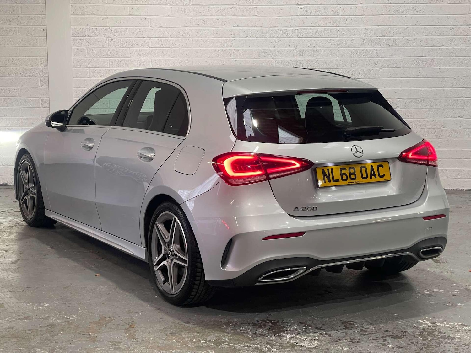 Used Mercedes-Benz A-Class 2018 for sale - 76936711: Photo 9