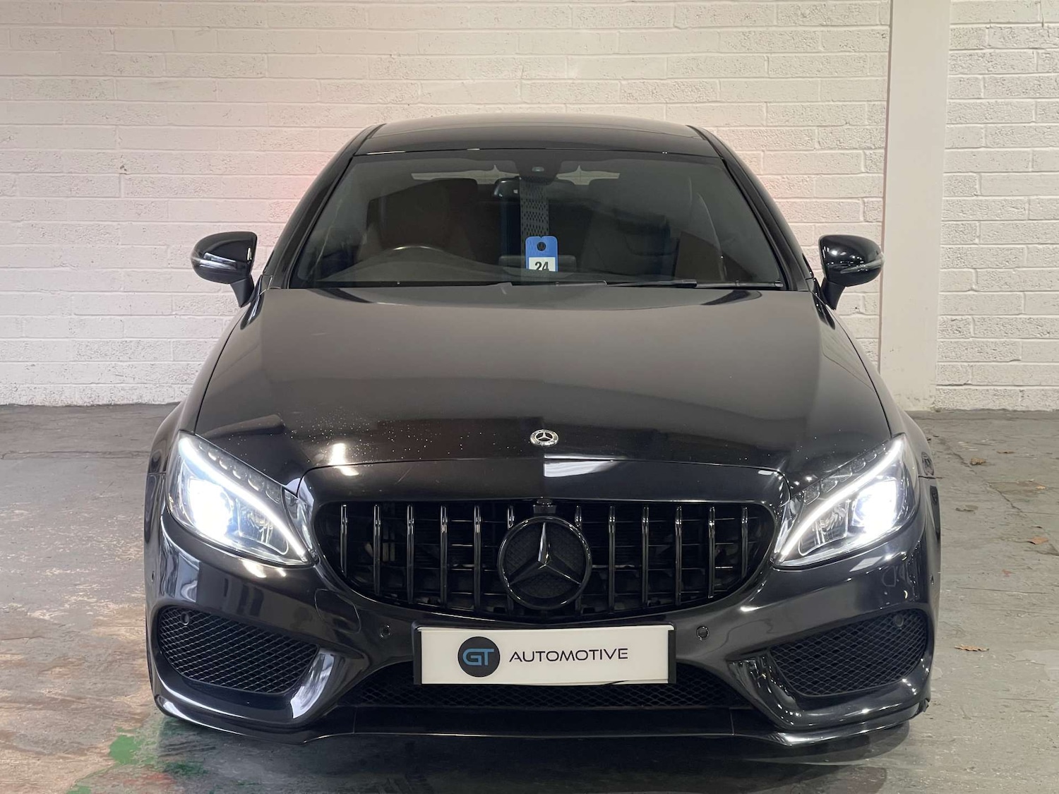 Used Mercedes-Benz C Class 2018 for sale - 77558188: Photo 2