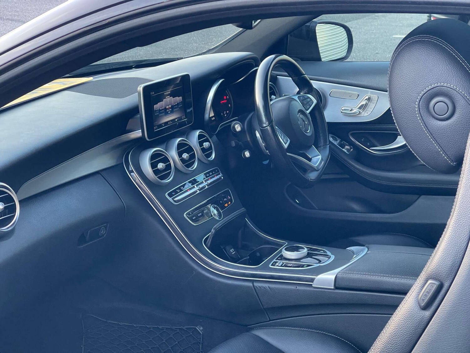 Used Mercedes-Benz C Class 2018 for sale - 77558188: Photo 28