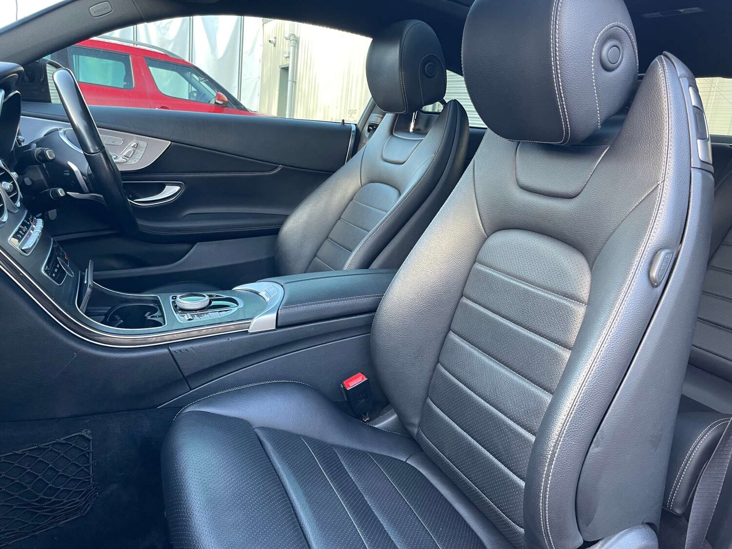 Used Mercedes-Benz C Class 2018 for sale - 77558188: Photo 30