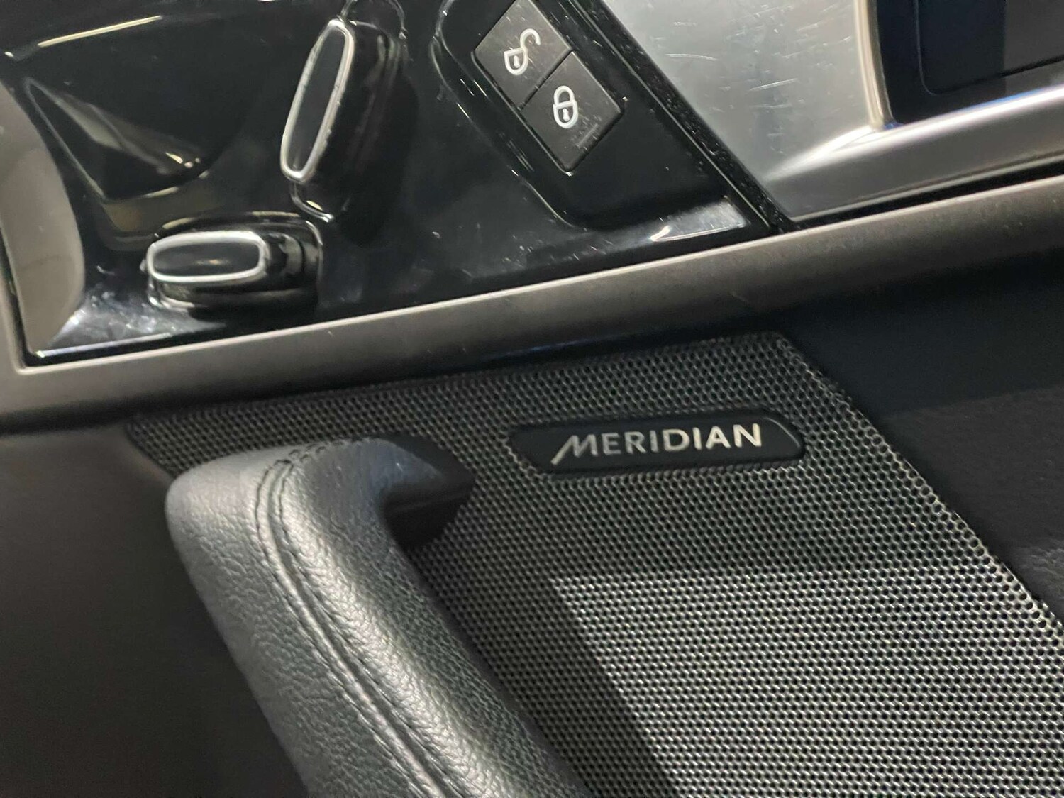 Used Jaguar F-Type 2014 for sale - 77493697: Photo 24