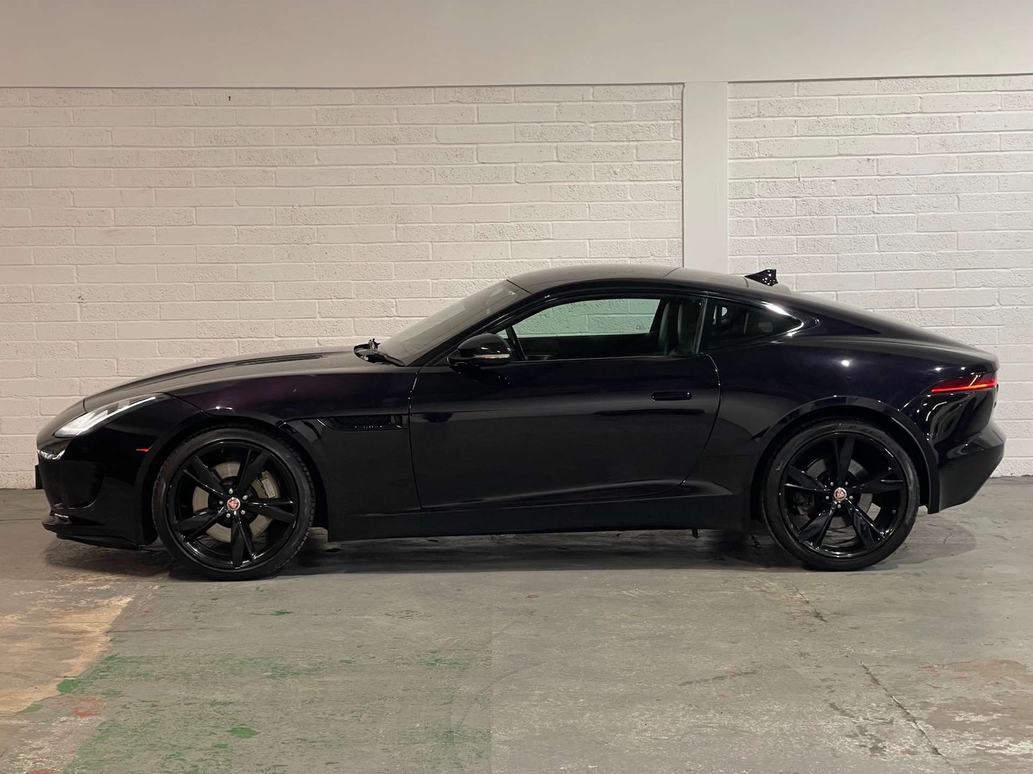 Used Jaguar F-Type 2014 for sale - 77493697: Photo 4