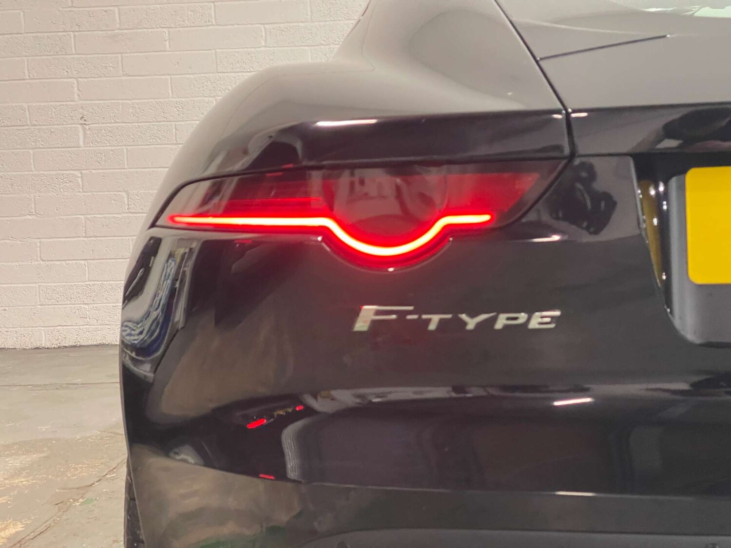 Used Jaguar F-Type 2014 for sale - 77493697: Photo 43