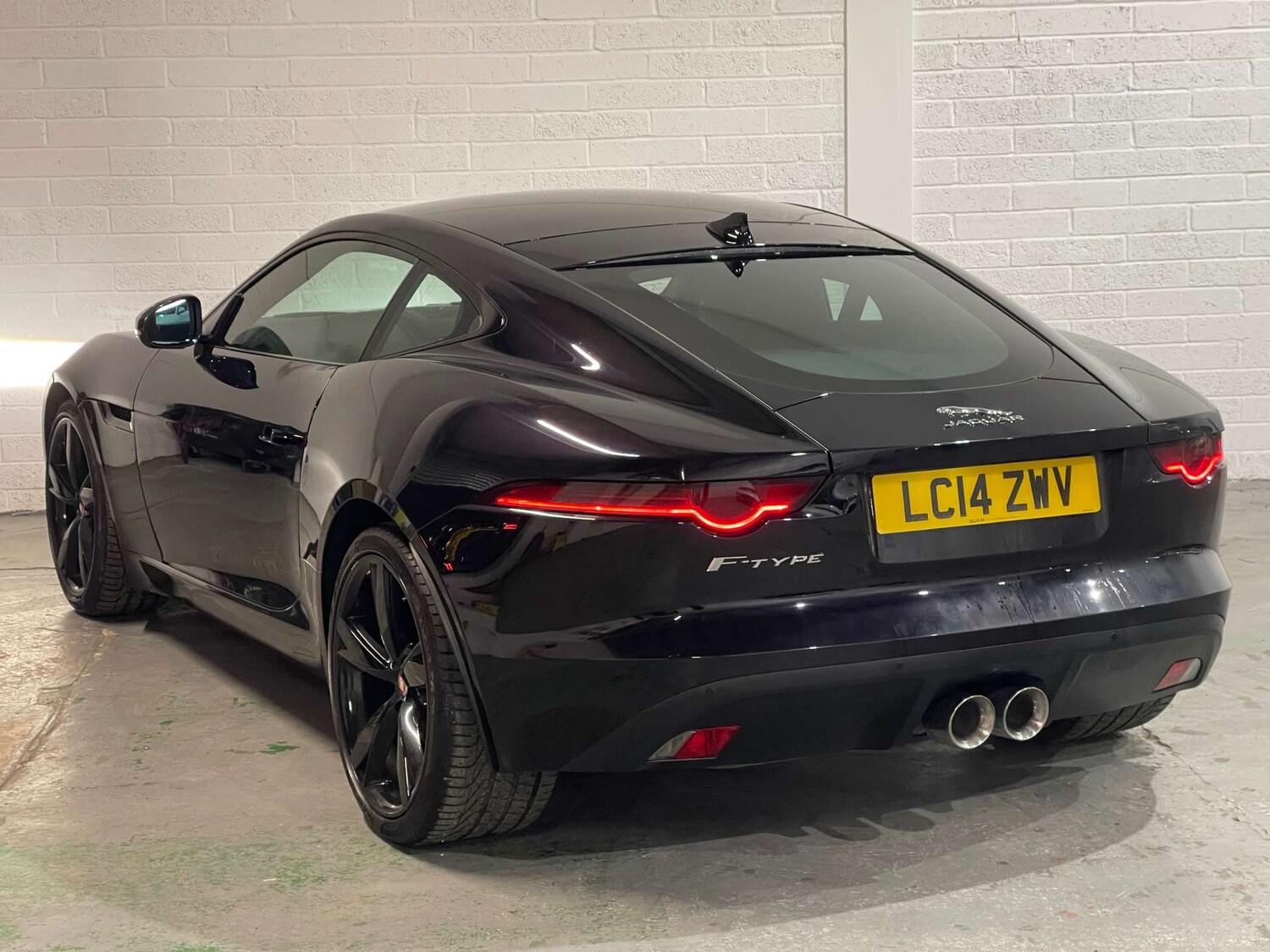 Used Jaguar F-Type 2014 for sale - 77493697: Photo 8