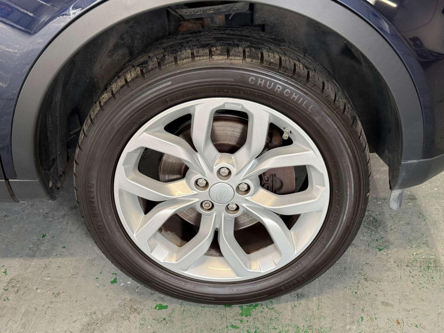 Used Land Rover Discovery Sport 2017 for sale - 76936610: Photo 12