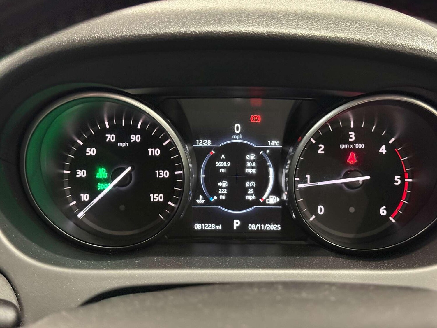 Used Land Rover Discovery Sport 2017 for sale - 76936610: Photo 33