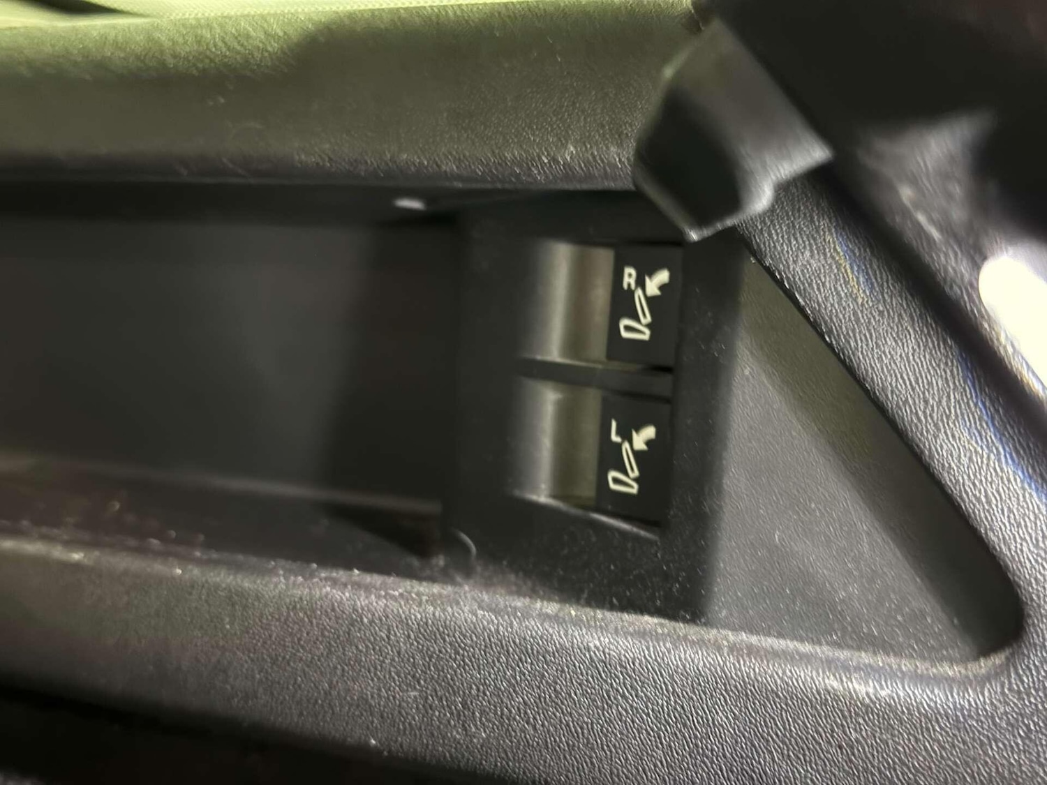 Used Land Rover Discovery Sport 2017 for sale - 76936610: Photo 36