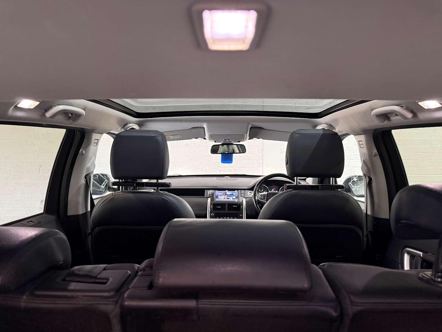 Used Land Rover Discovery Sport 2017 for sale - 76936610: Photo 37