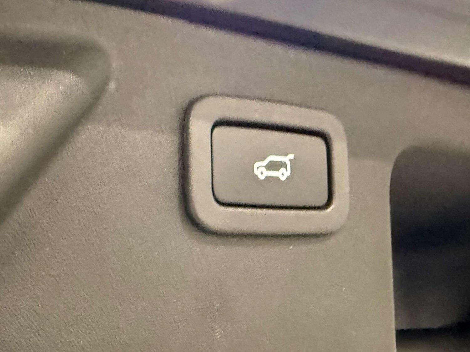 Used Land Rover Discovery Sport 2017 for sale - 76936610: Photo 38